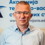 Зоран Милић